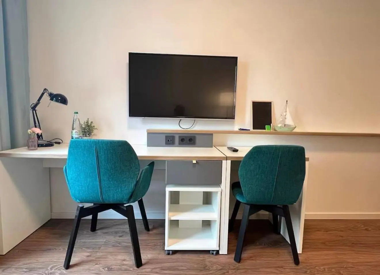 Apartment Modern Studio In Central Berlin & Free Gym Access
