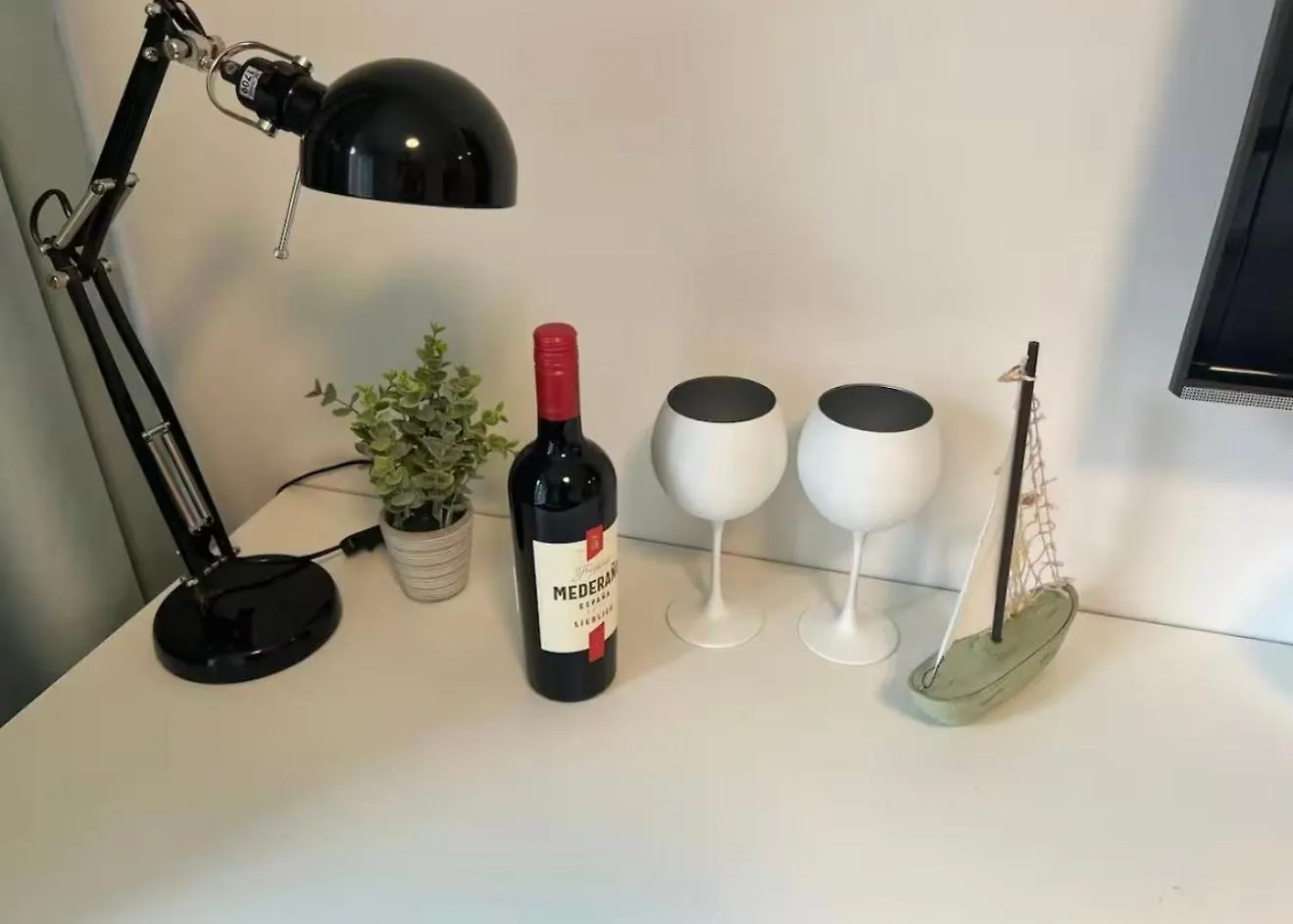 Modern Studio In Central Berlin & Free Gym Access